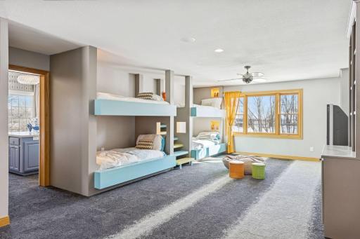 2012 Pine Ridge Drive, West Saint Paul, MN 55118