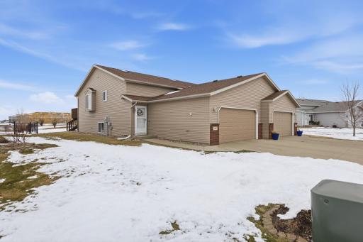 3467 Eagle Run Lane, West Fargo, ND 58078