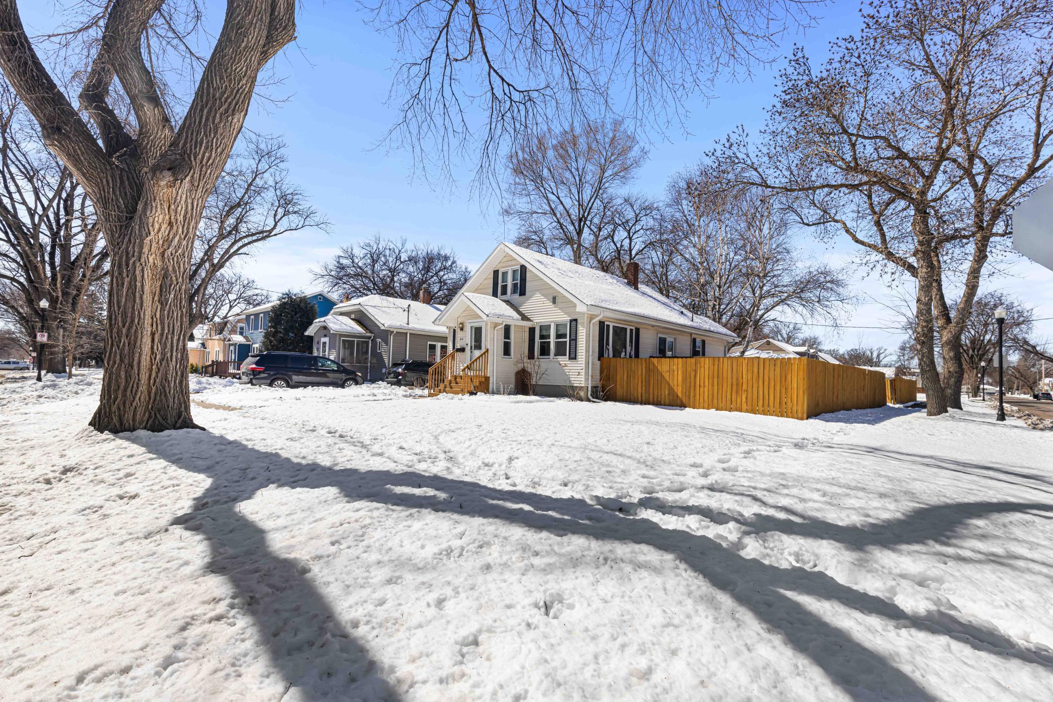 801 15th St S Fargo FINISHED-20.jpg