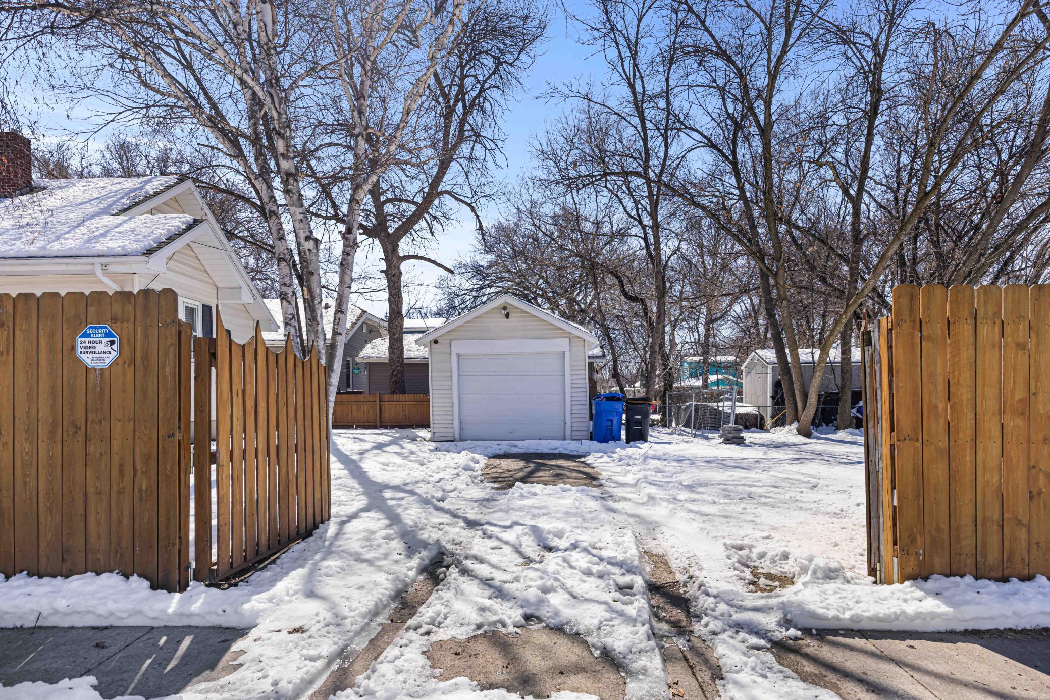 801 15th St S Fargo FINISHED-19.jpg