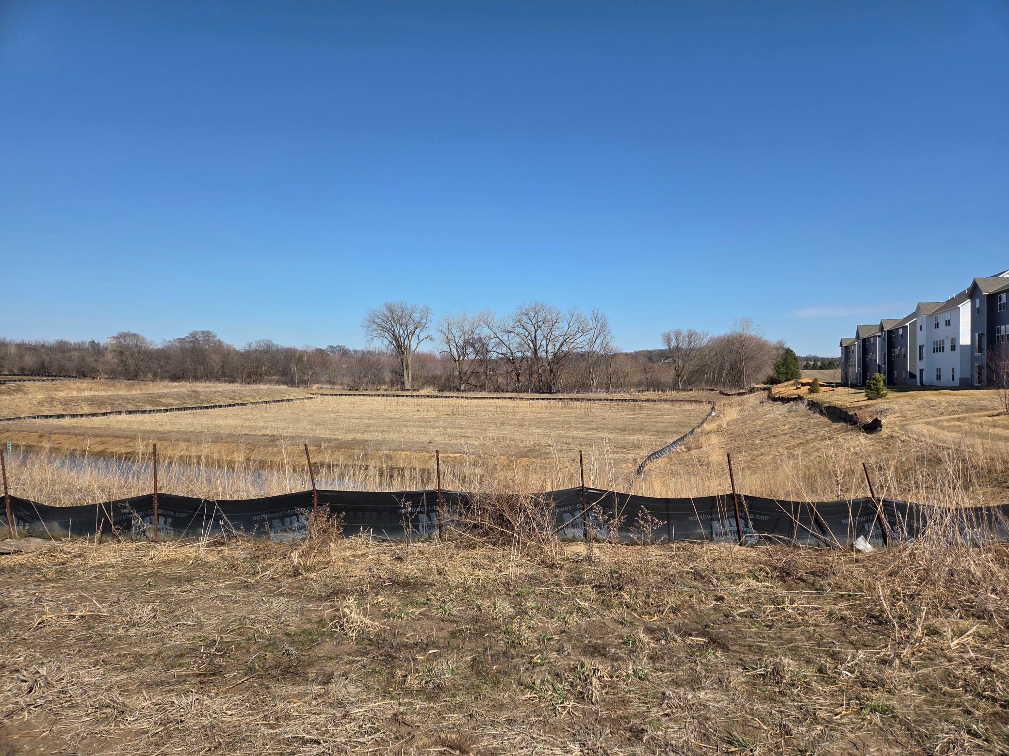 Overlooks 7.5 acres of open space!