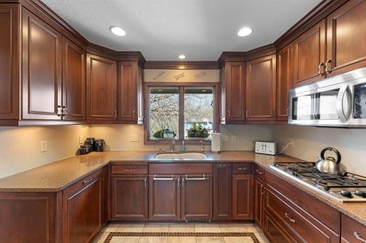 8119 Lower 129th Court, Saint Paul, MN 55124