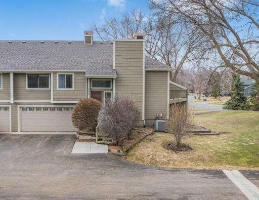 4538 Quantico Lane N, Minneapolis, MN 55446