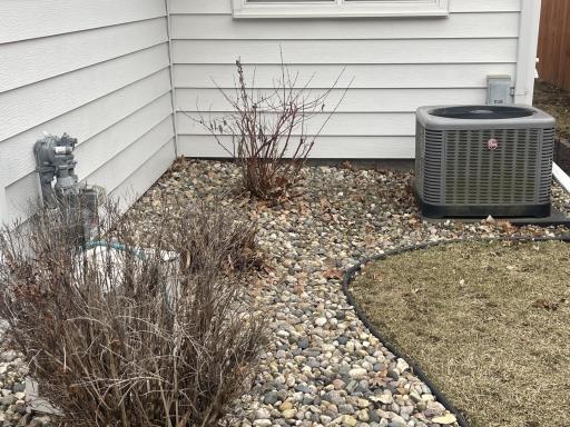 207 E Hollett Street, Tracy, MN 56175
