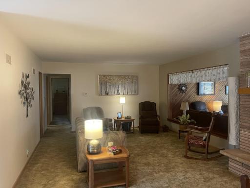 207 E Hollett Street, Tracy, MN 56175