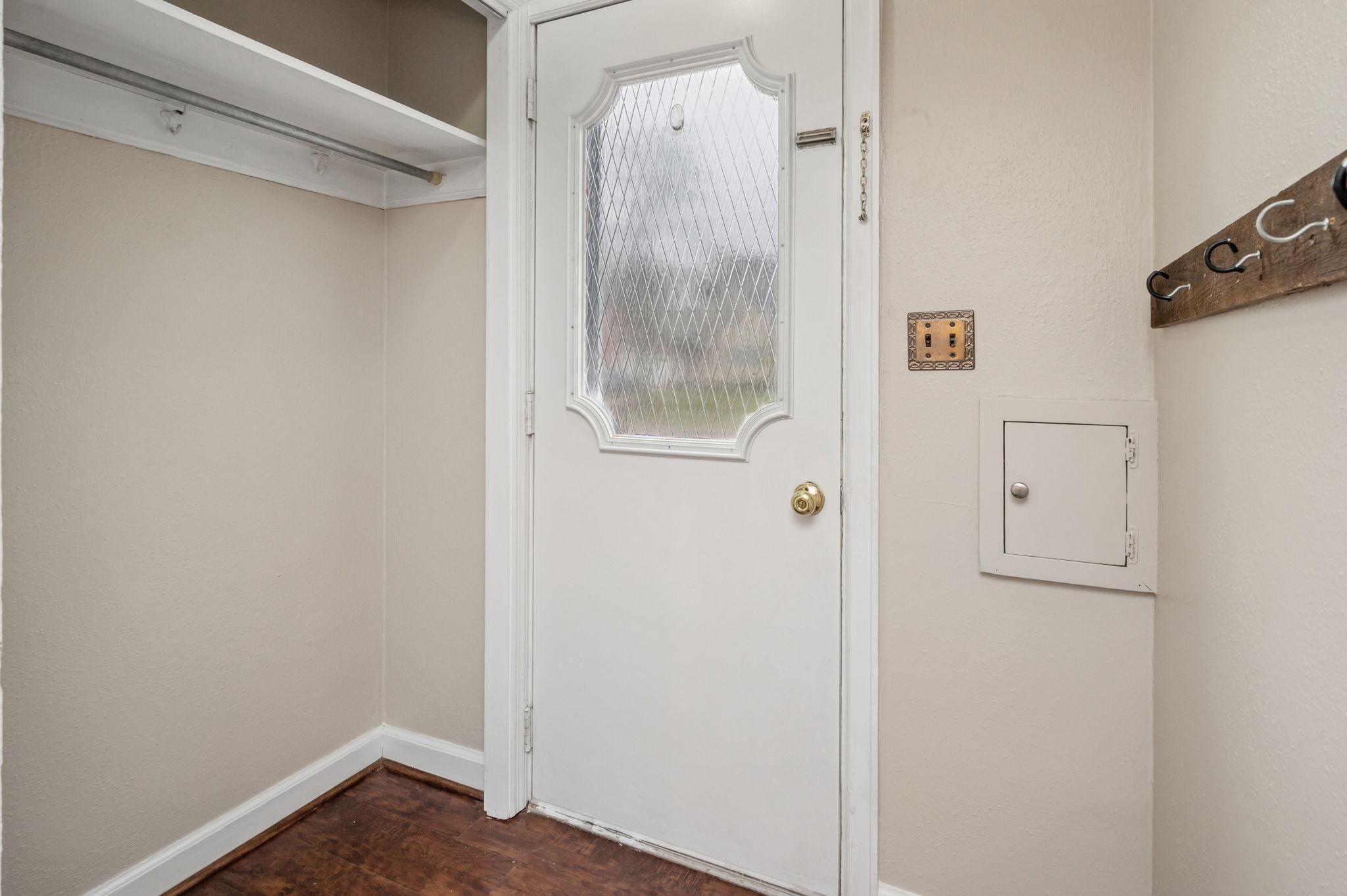 426 Webster St Fairmont MN-8.jpg