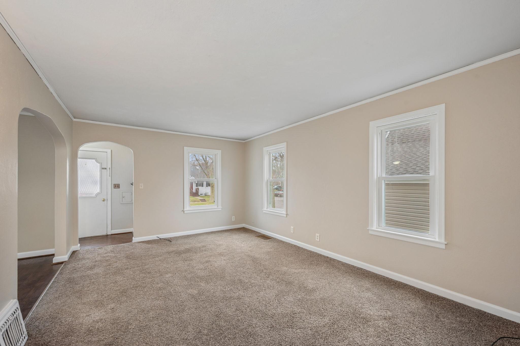 426 Webster St Fairmont MN-10.jpg