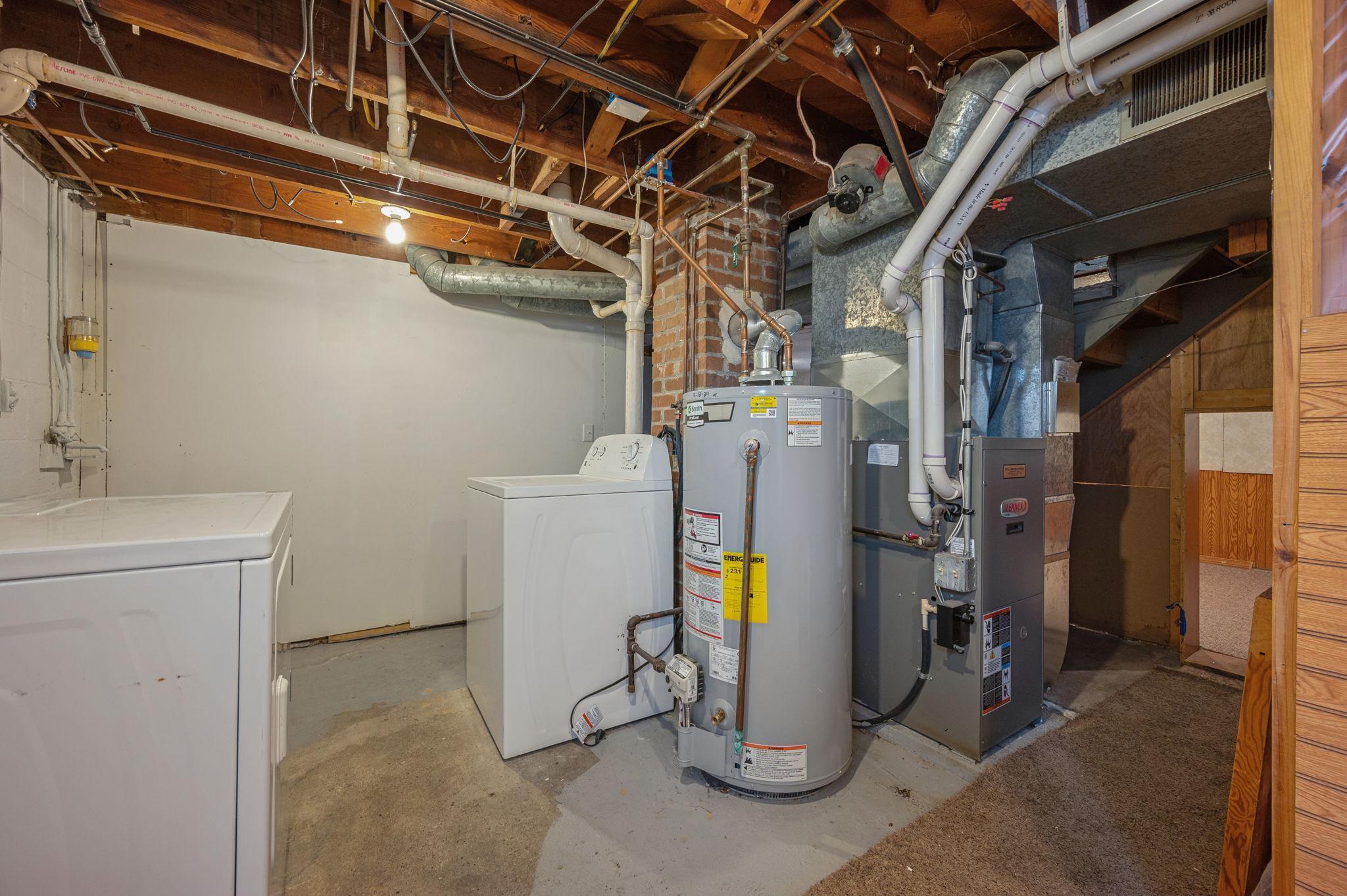 426 Webster St Fairmont MN-32.jpg