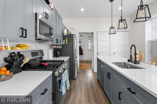 1145 Hague Avenue, Saint Paul, MN 55104