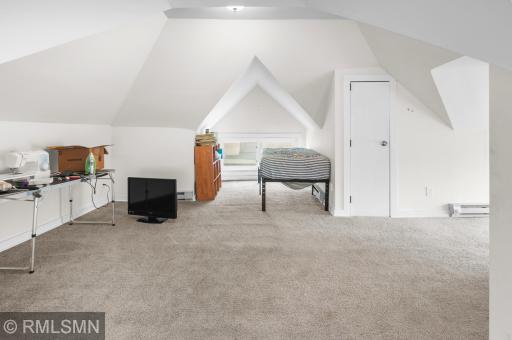1145 Hague Avenue, Saint Paul, MN 55104