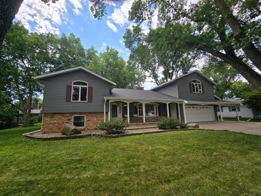 1459 Grace Avenue SW, Willmar, MN 56201