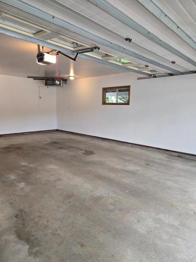 1459 Grace Avenue SW, Willmar, MN 56201
