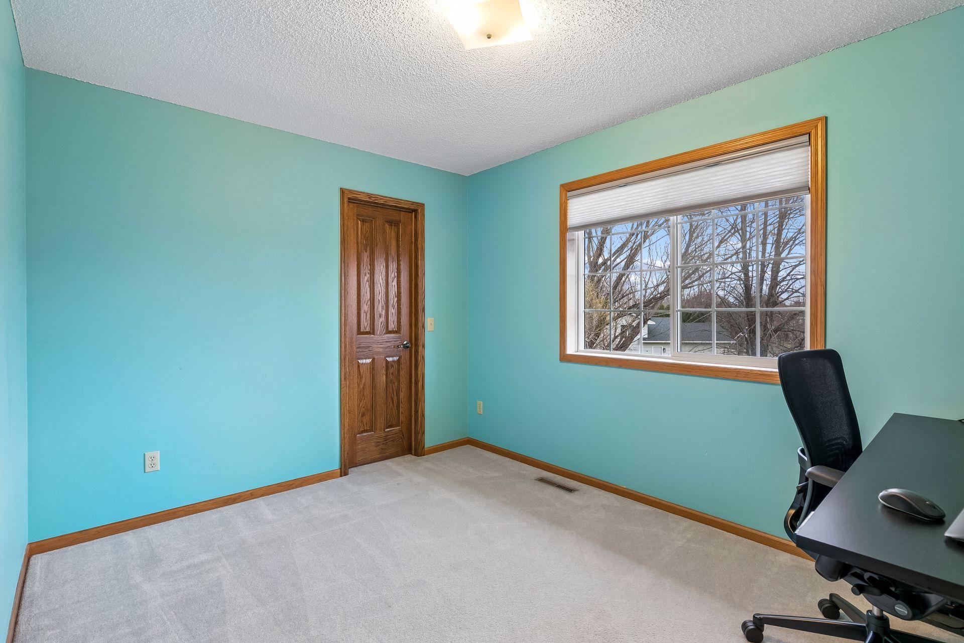 Second main level bed