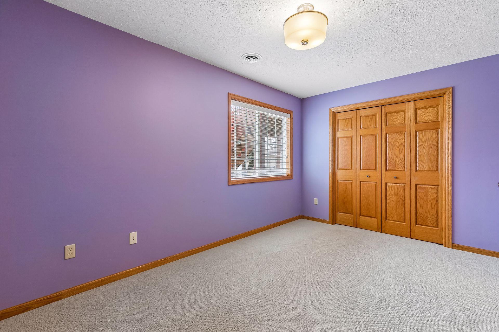 Third bed (in lower level)