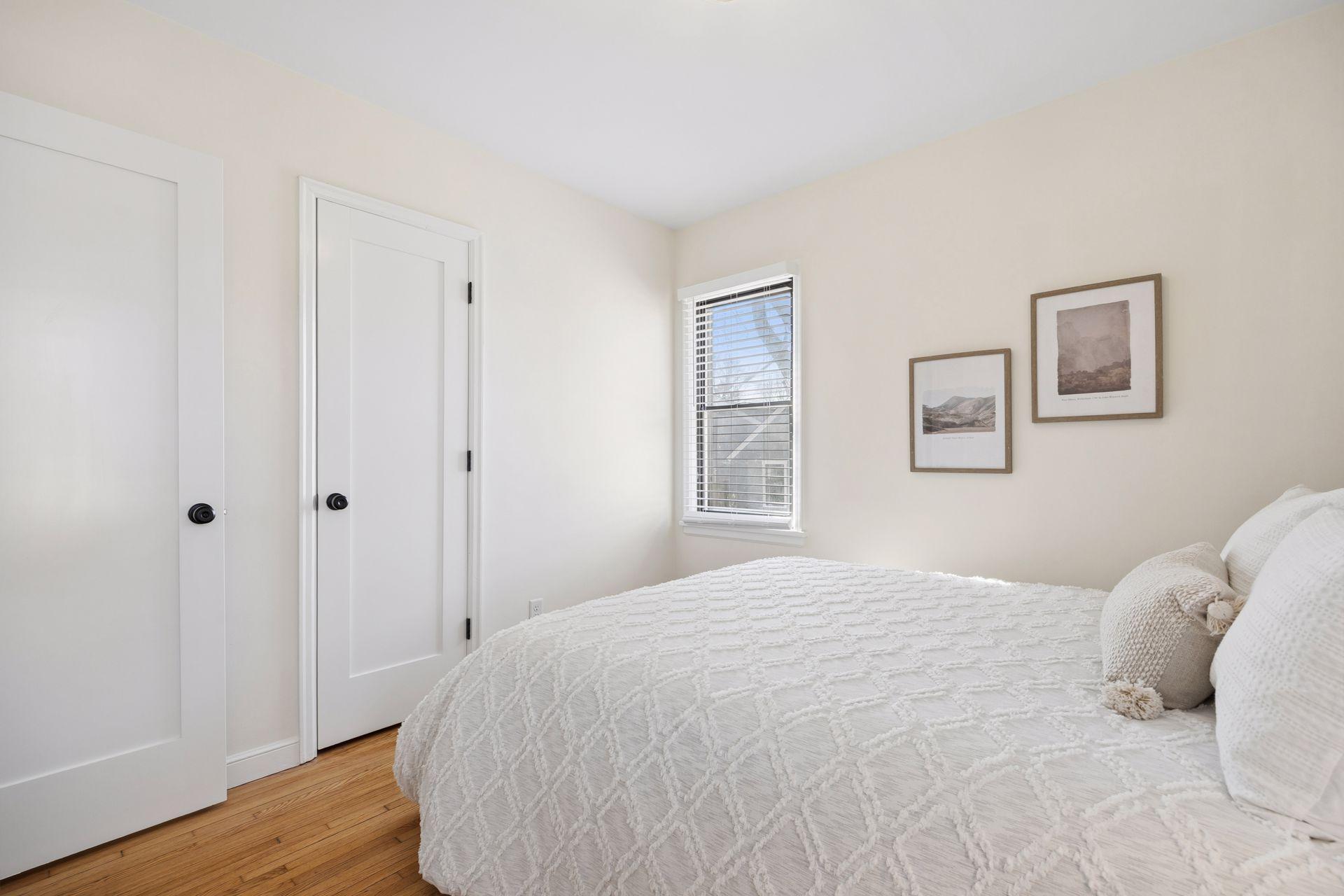 3951 Thomas Ave N - Spacecrafting - 0020.jpg