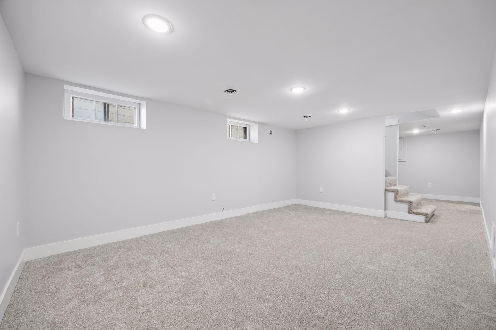 3951 Thomas Ave N - Spacecrafting - 0028.jpg