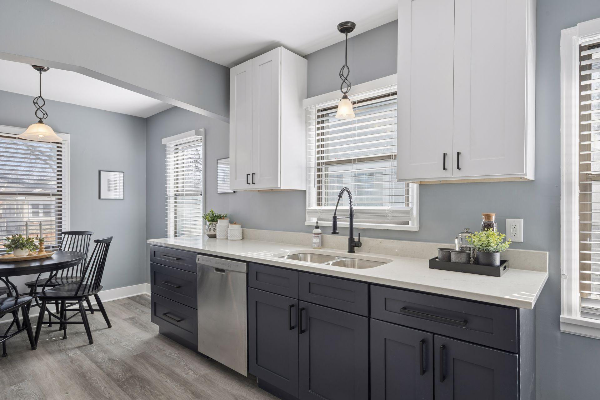 3951 Thomas Ave N - Spacecrafting - 0013.jpg