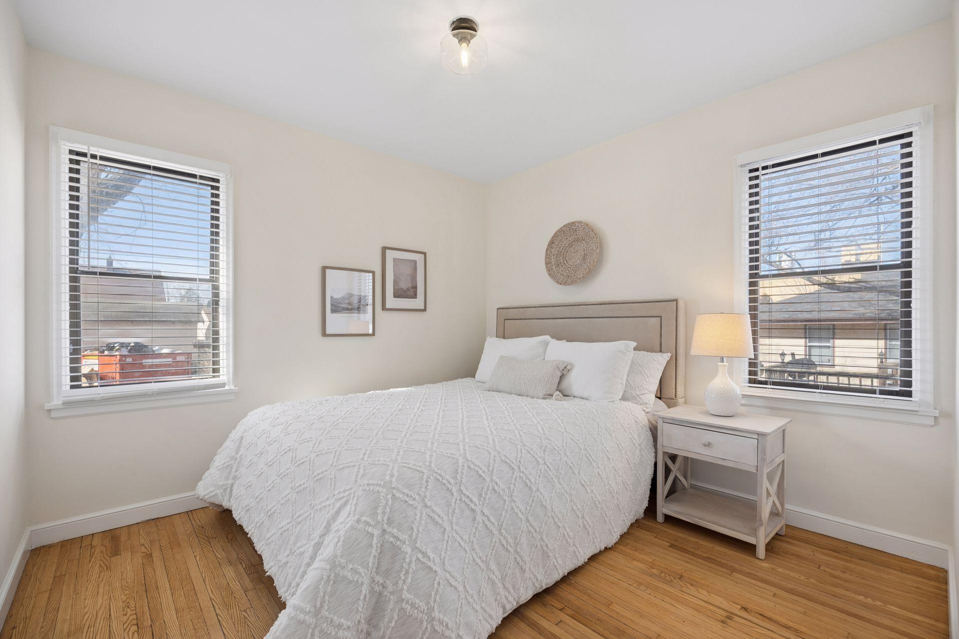 3951 Thomas Ave N - Spacecrafting - 0019.jpg