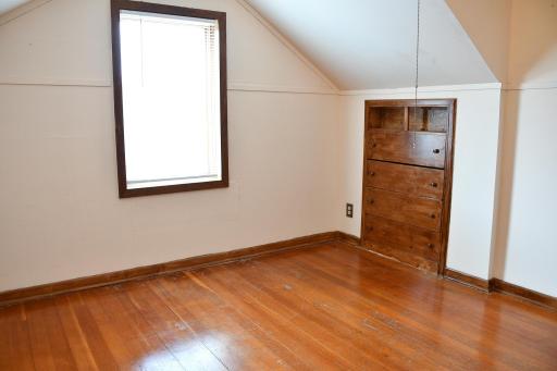 1539 Dover Street, Worthington, MN 56187