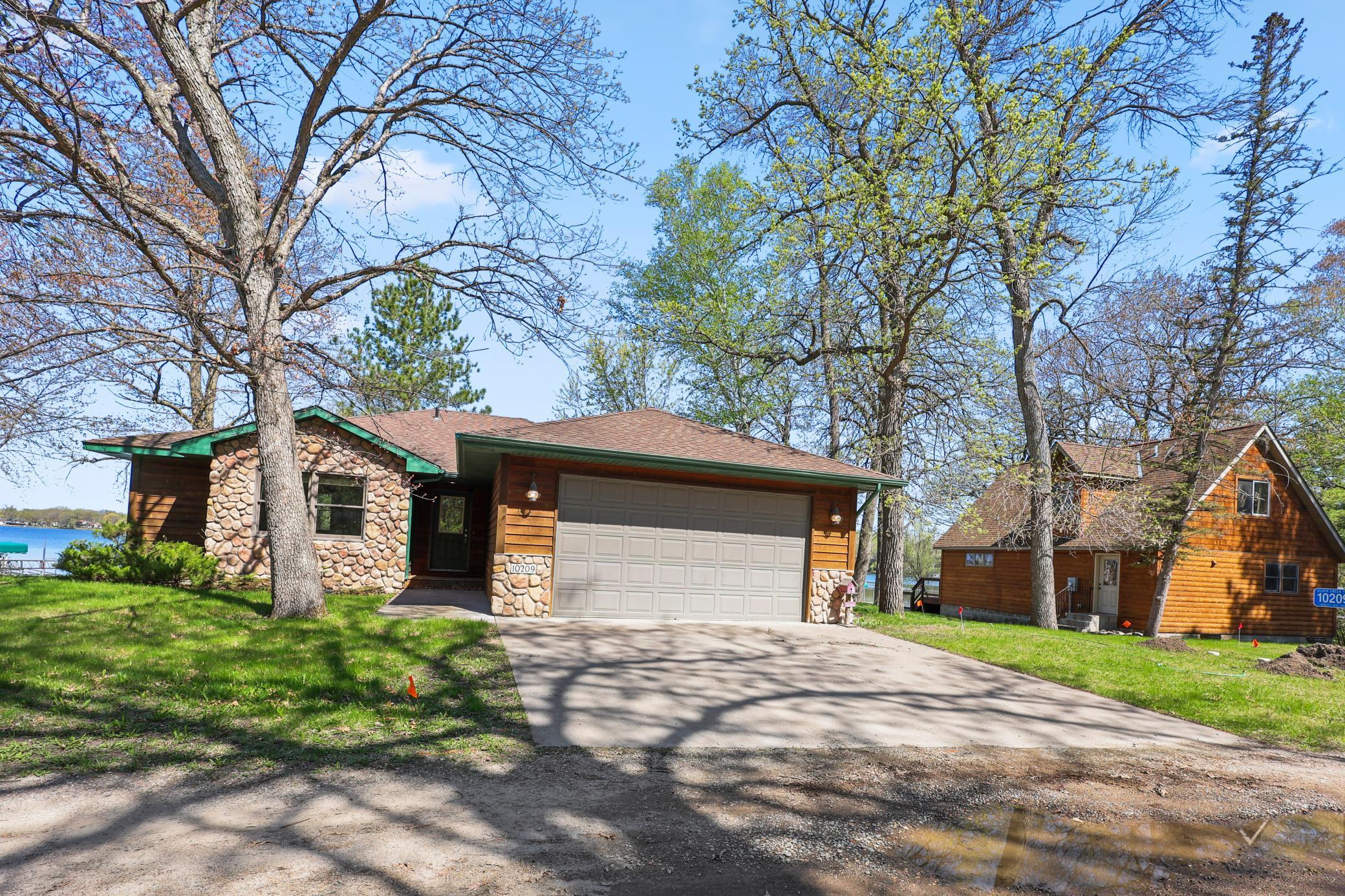 Your Lake Ida home awaits.