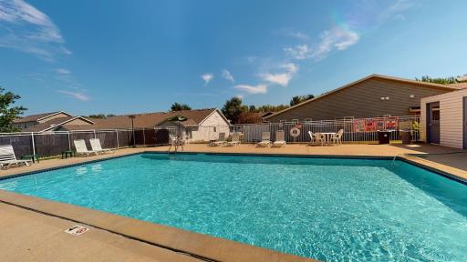 2116 Coopers Place SE, Rochester, MN 55904
