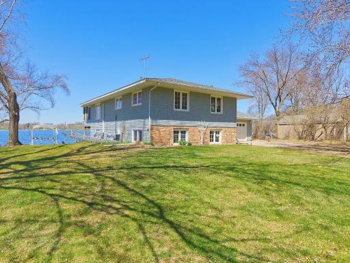 2391 Kimball Avenue NW, Annandale, MN 55302