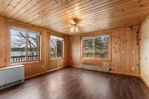20-web-or-mls-19091 Island View Dr-280.jpg
