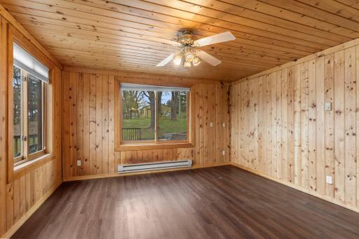21-web-or-mls-19091 Island View Dr-285.jpg