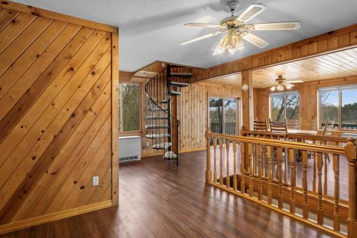 35-web-or-mls-19091 Island View Dr-225.jpg