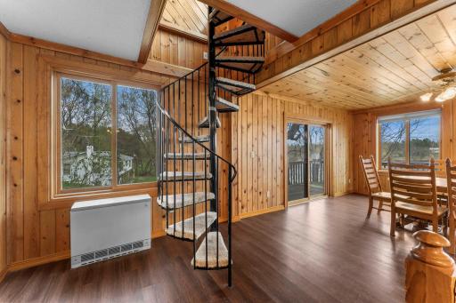 44-web-or-mls-19091 Island View Dr-240.jpg