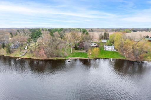 89-web-or-mls-19091 Island View Dr-45.jpg