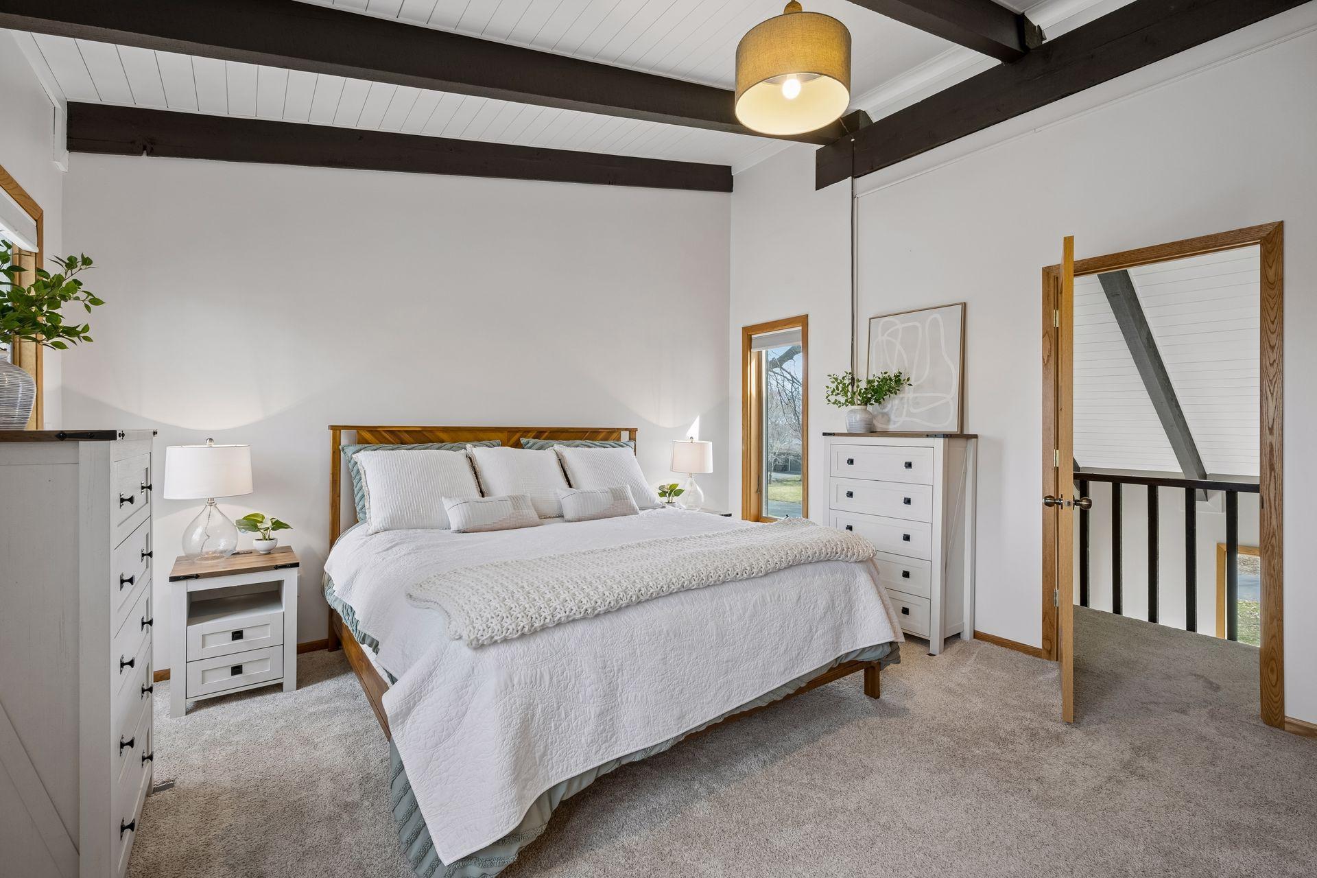 Primary bedroom with en suite full bath