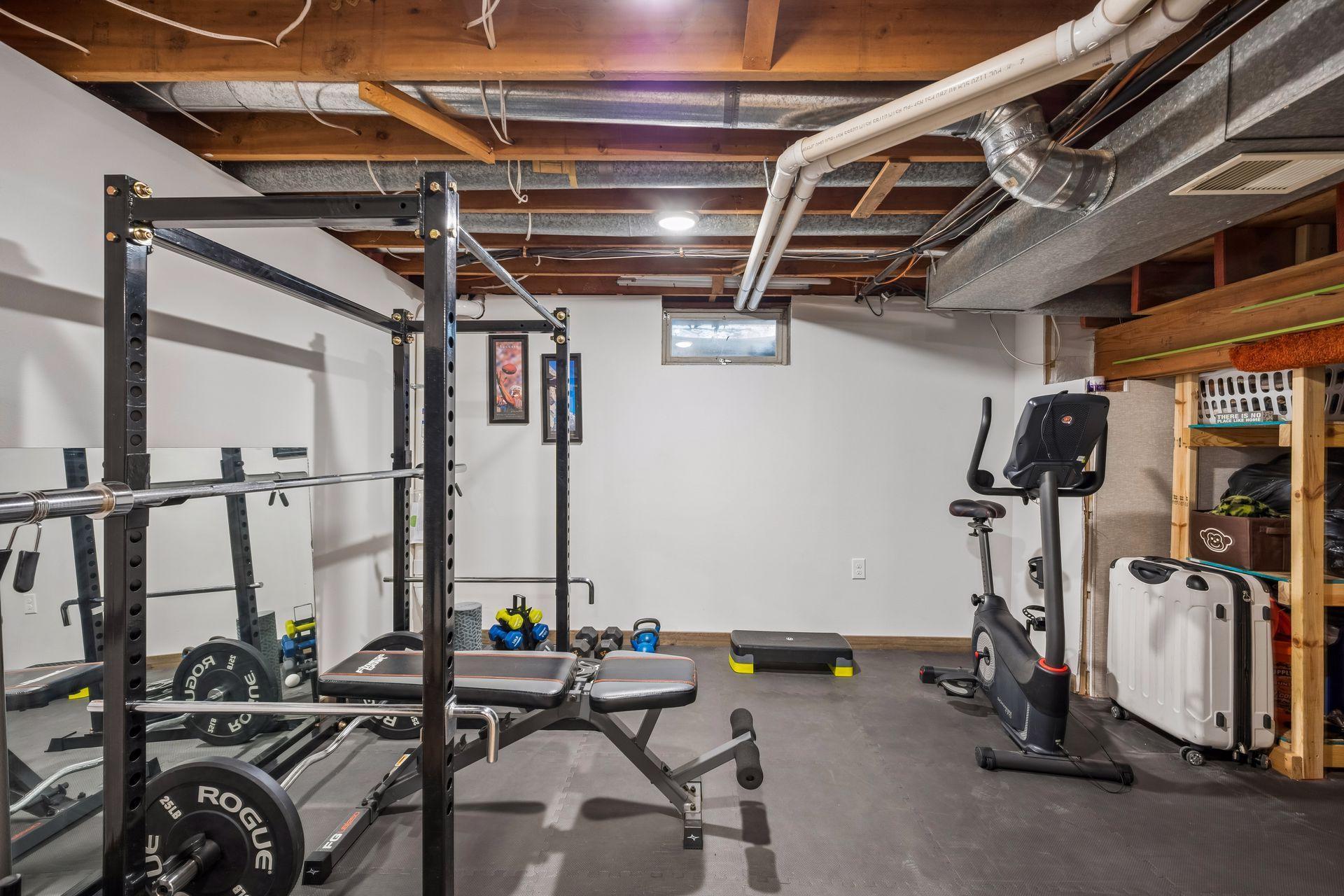 Lower level exercise space