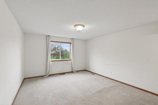 7380 Braden Trail, Inver Grove Heights, MN 55076