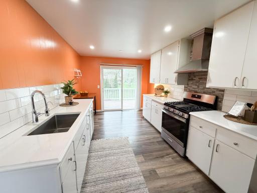 746 W Shore Drive, Worthington, MN 56187
