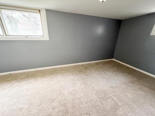746 W Shore Drive, Worthington, MN 56187