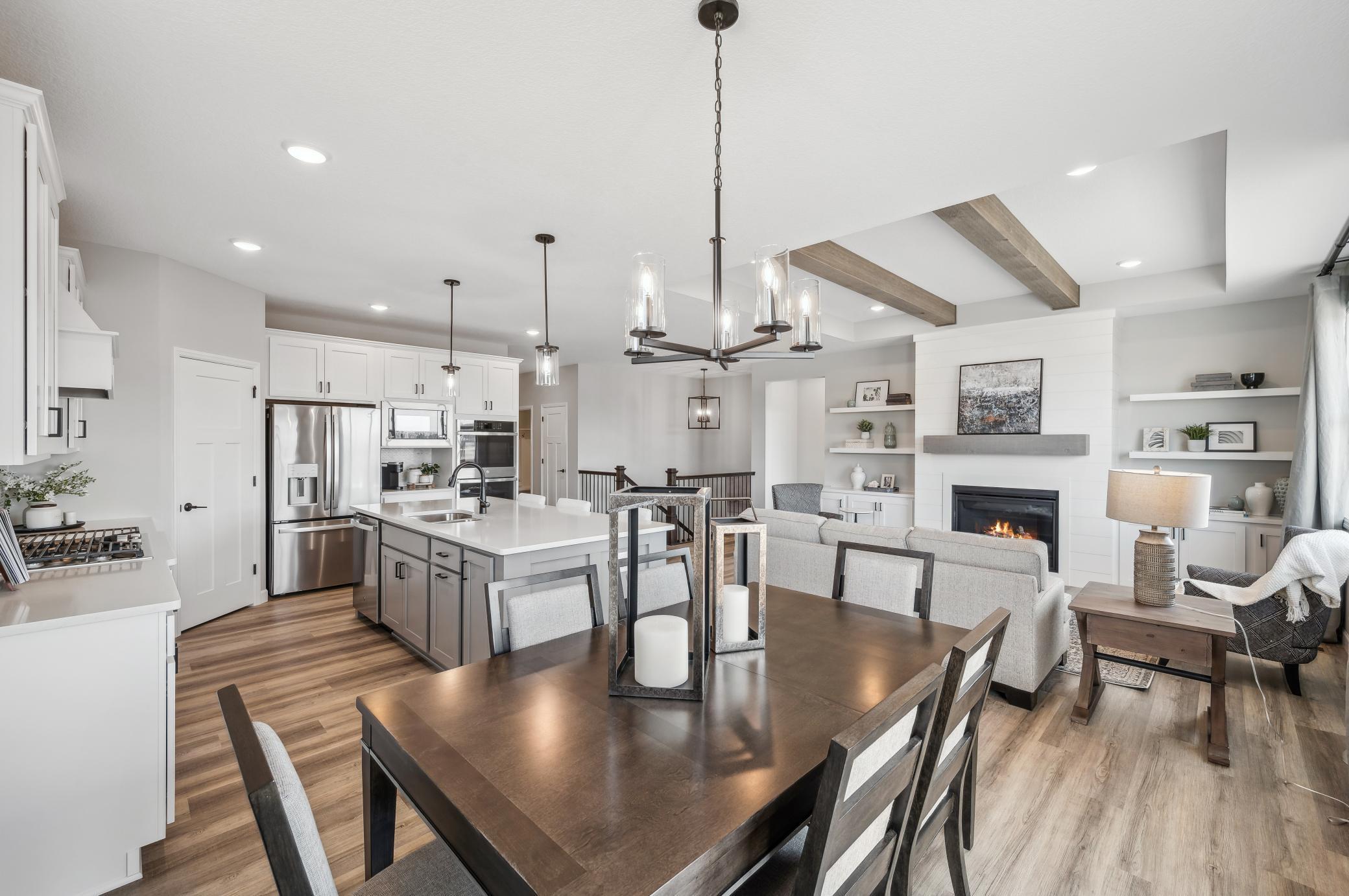 4. Dining Room 2.jpg