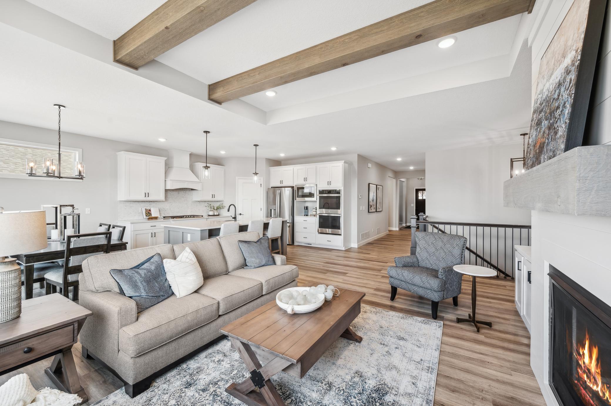 6. Living Room 2.jpg