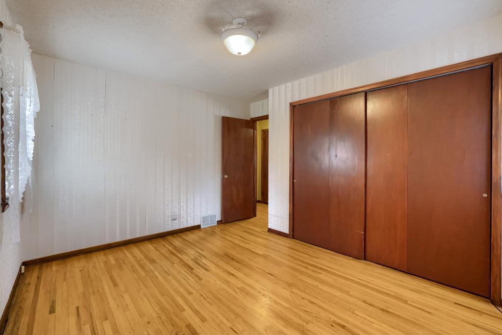 558 113th Ln NW - MLS Sized - 024 - 24 Bedroom.jpg