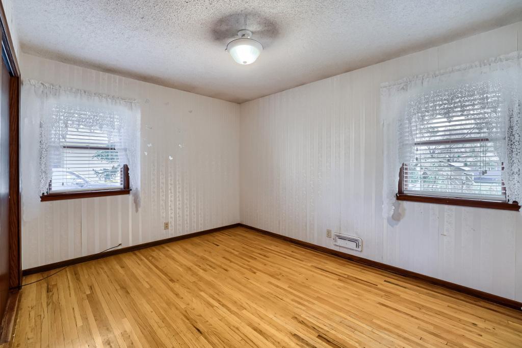 558 113th Ln NW - MLS Sized - 023 - 23 Bedroom.jpg