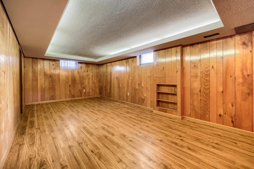 558 113th Ln NW - MLS Sized - 017 - 17 Family Room.jpg