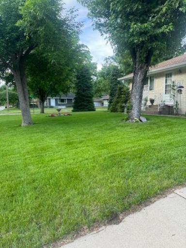 558 113th Lane NW, Minneapolis, MN 55448