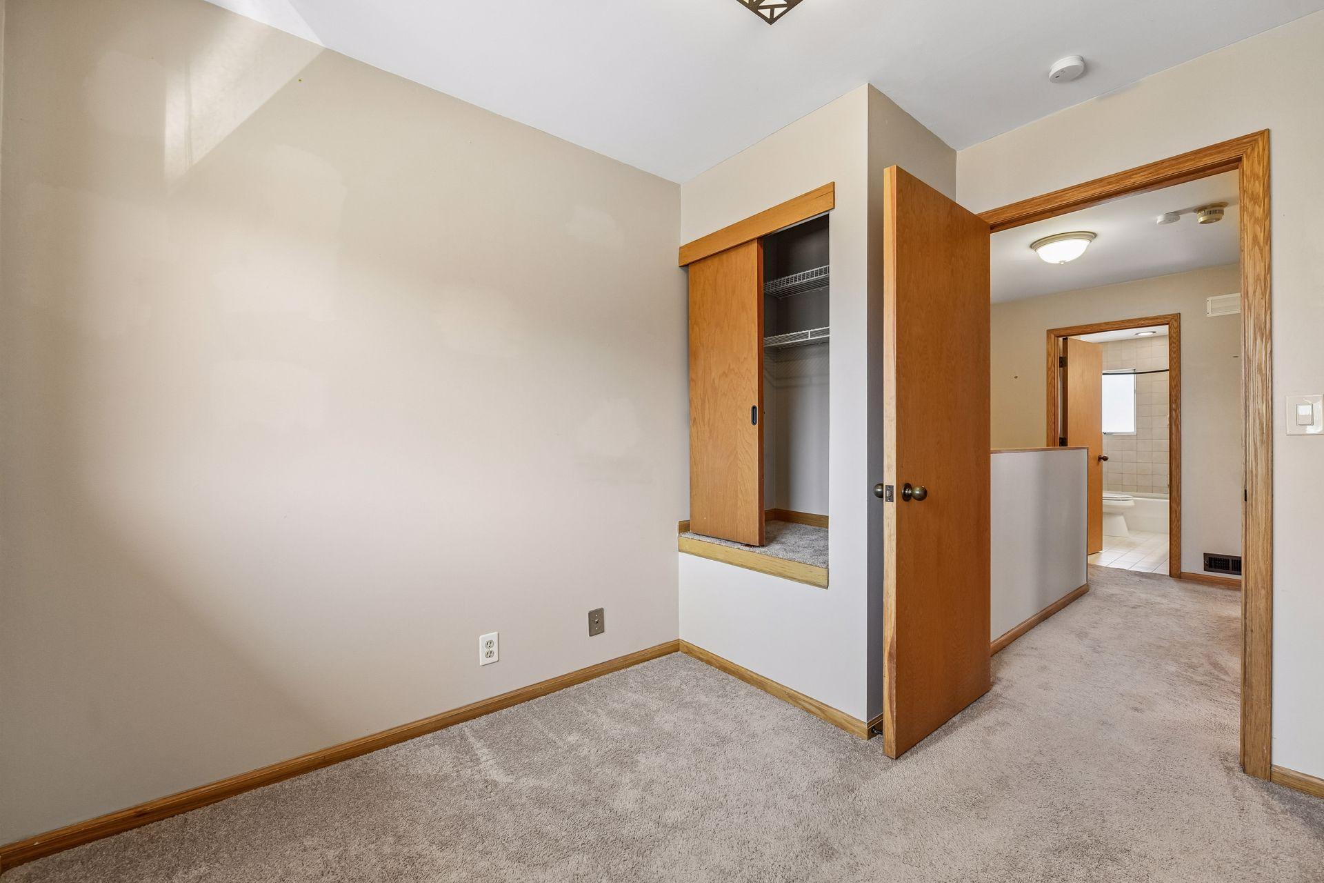 4943 Bayswater Road - Spacecrafting - 0025.jpg