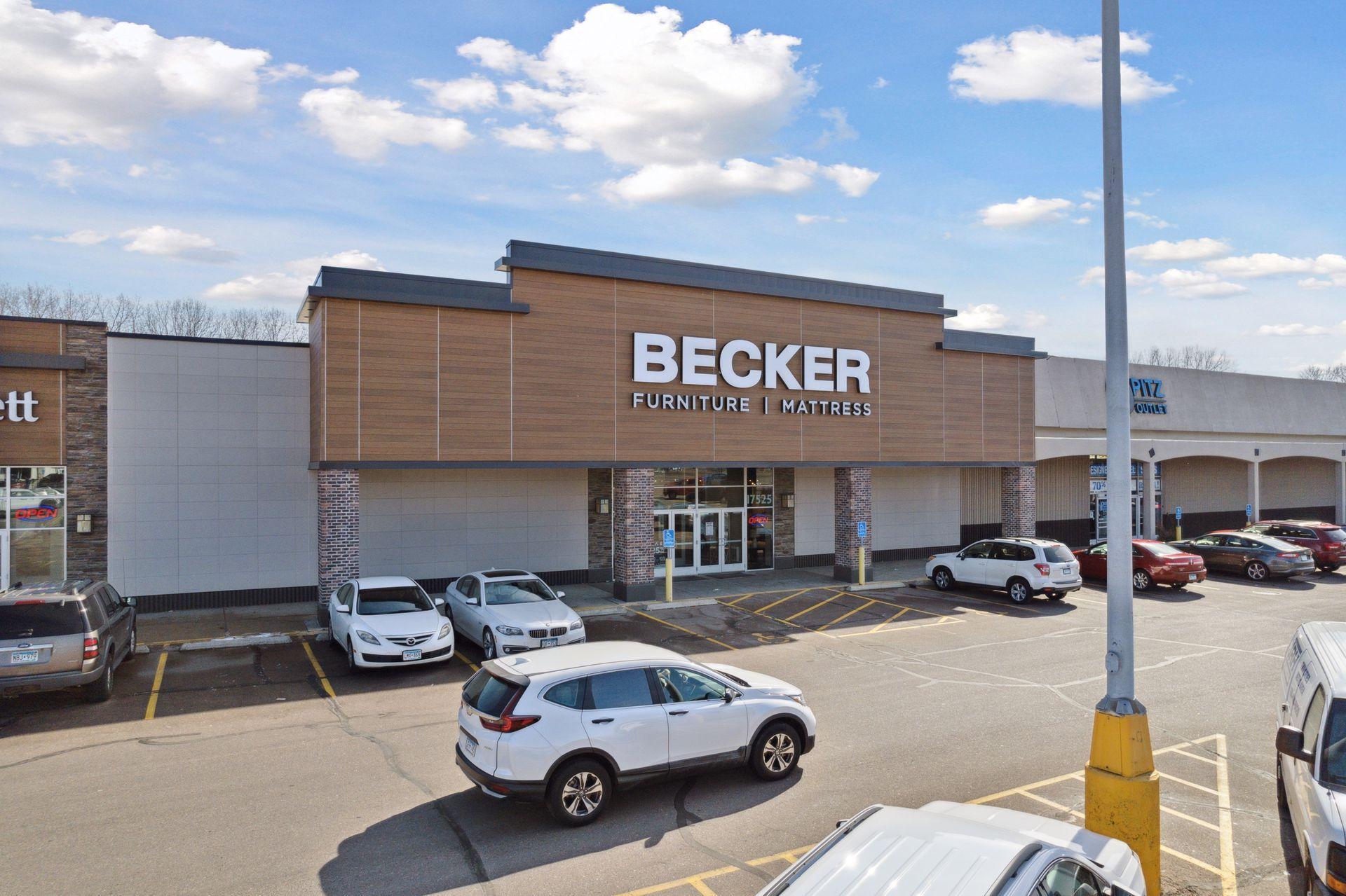 4943 Bayswater Road - Spacecrafting - 0044.jpg