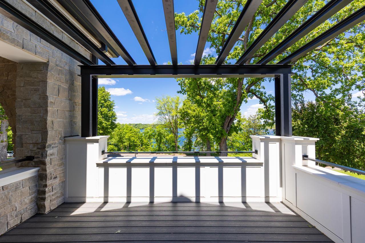 Gorgeous Water Views