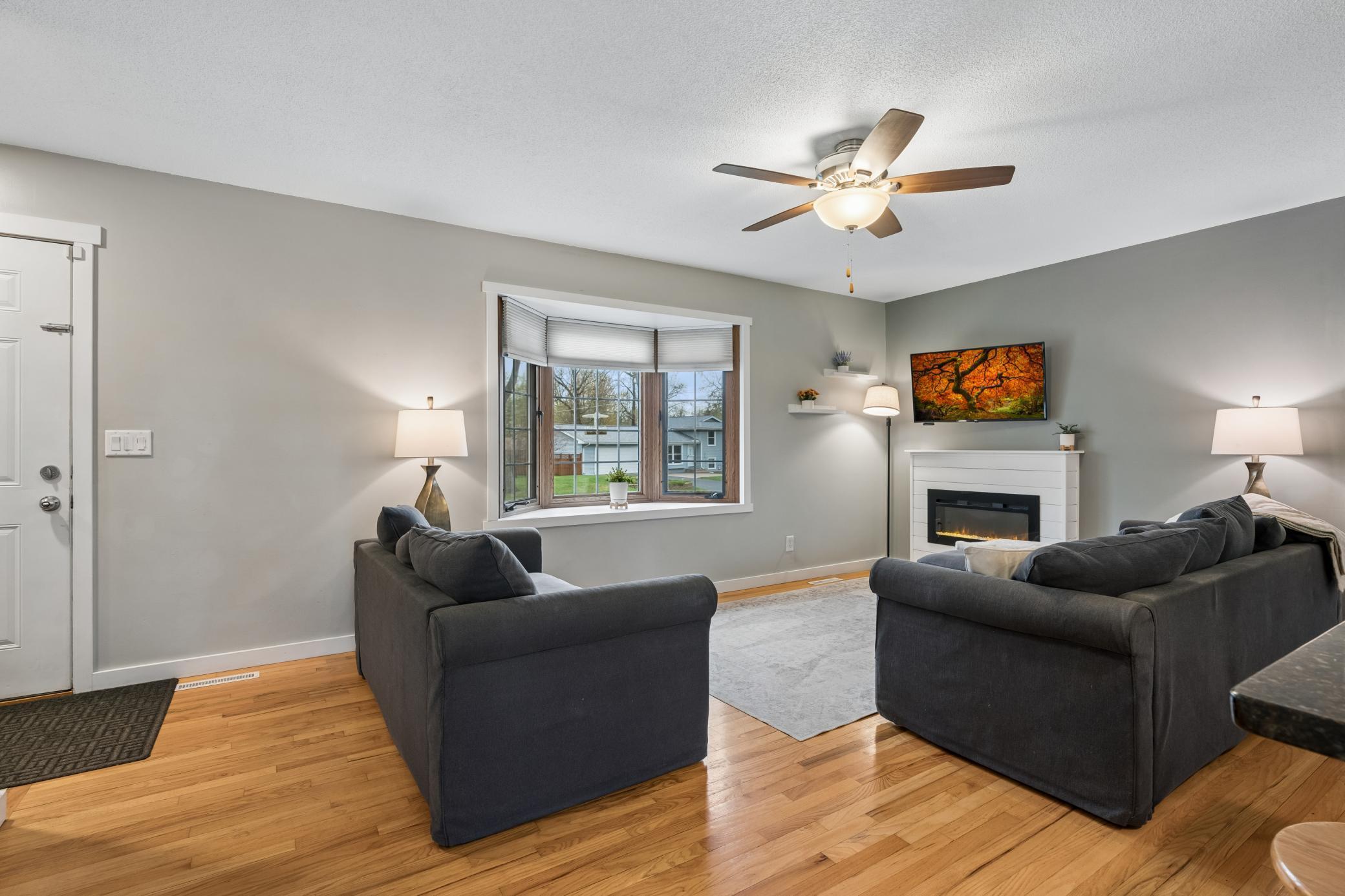 705 118th Avenue Northeast - Spacecrafting - 0008.jpg