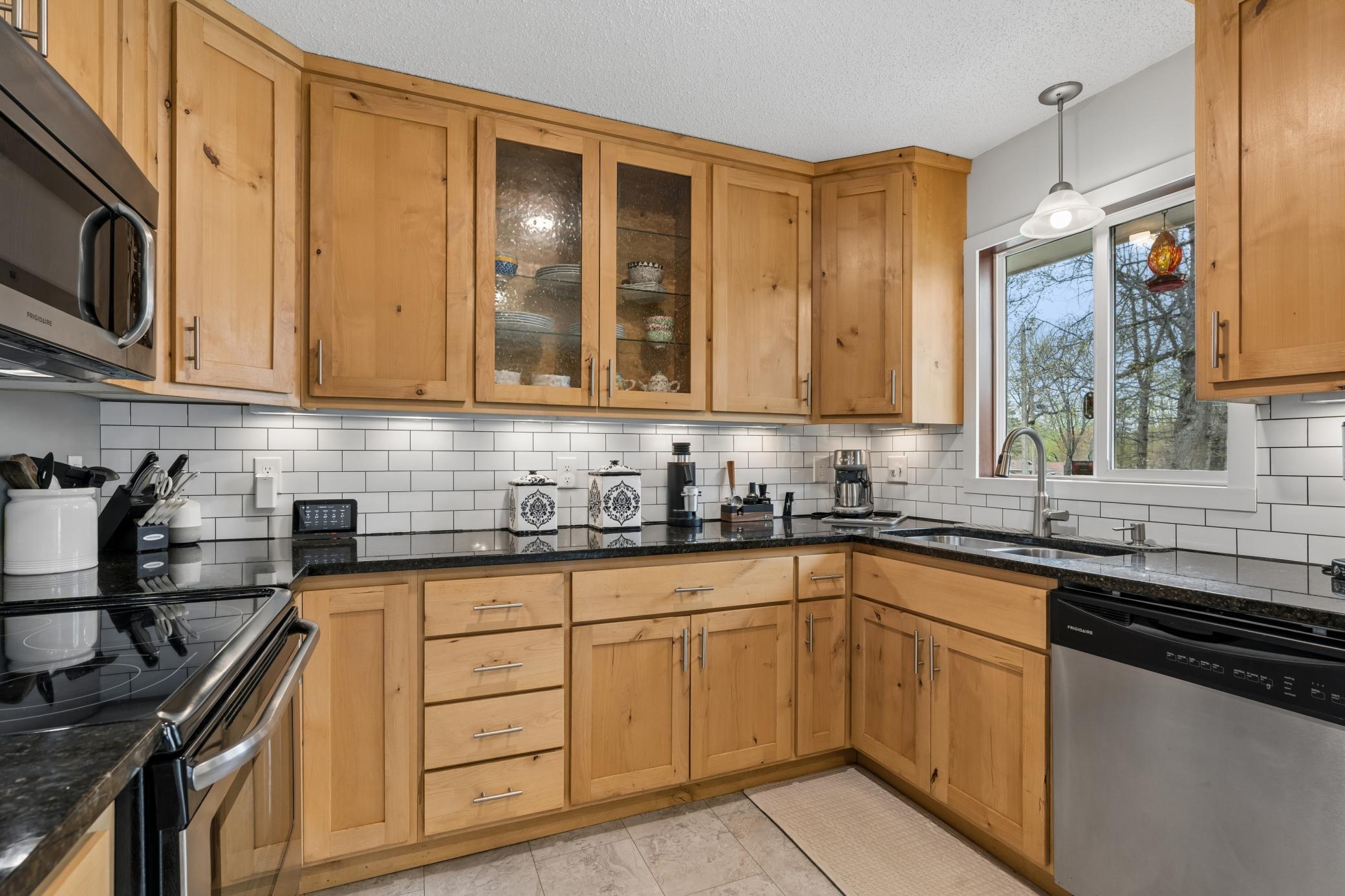 705 118th Avenue Northeast - Spacecrafting - 0018.jpg