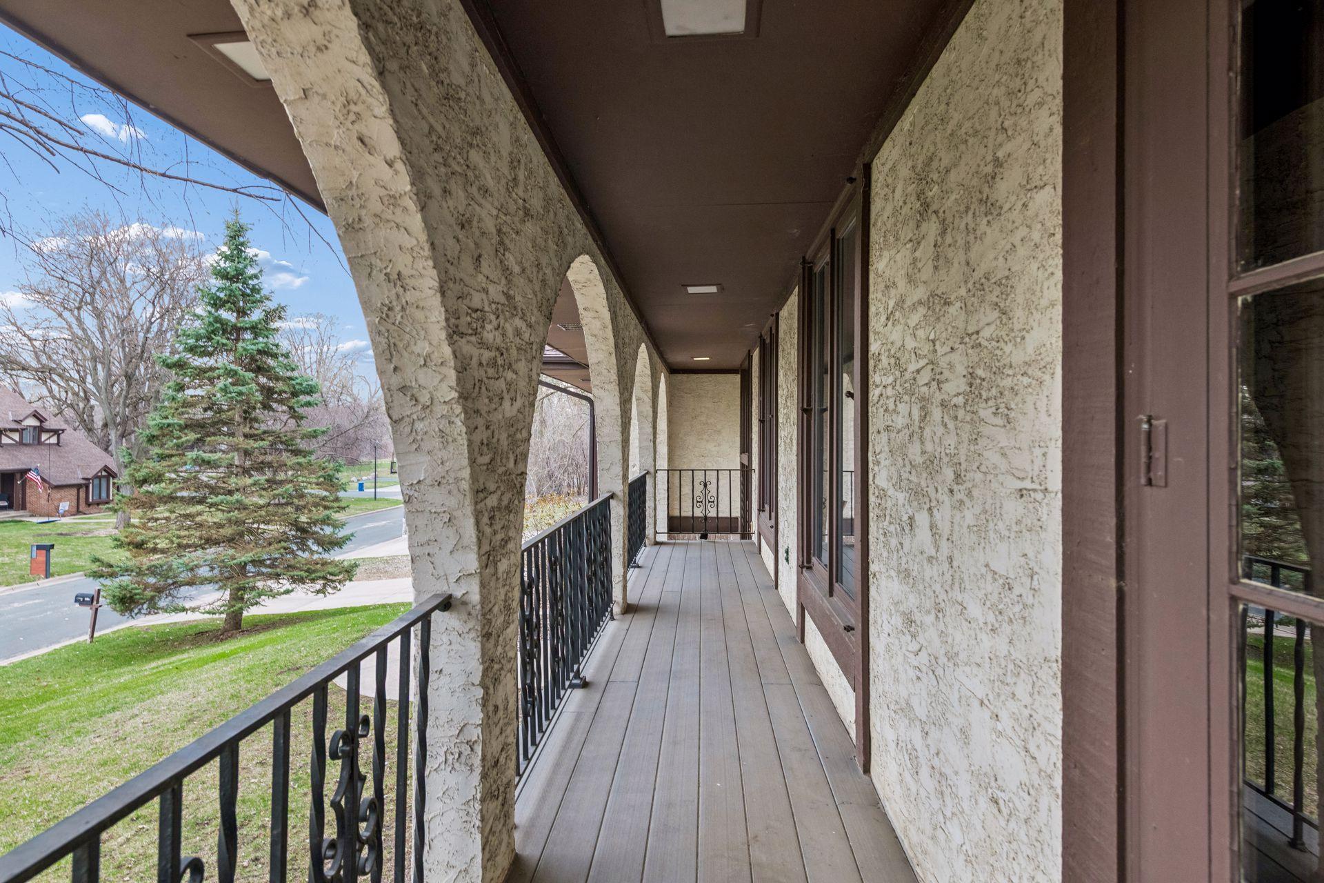 East-facing Front Deck.