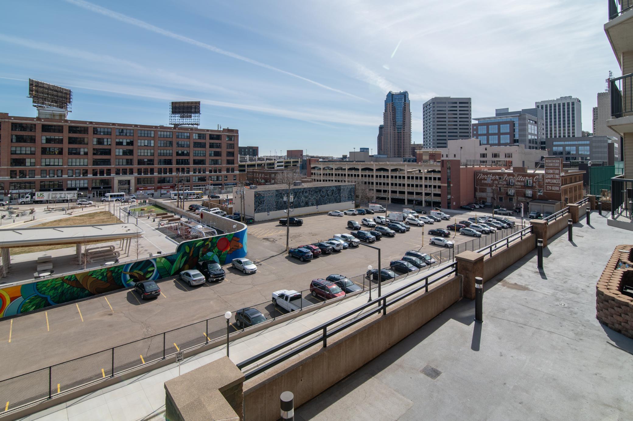 Within a block's walk of the unit are restaurants such as Sawatdee, Keys Cafe and a new Aldi expected to open later this summer.