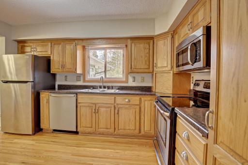 267 Hanska Court, Saint Paul, MN 55126